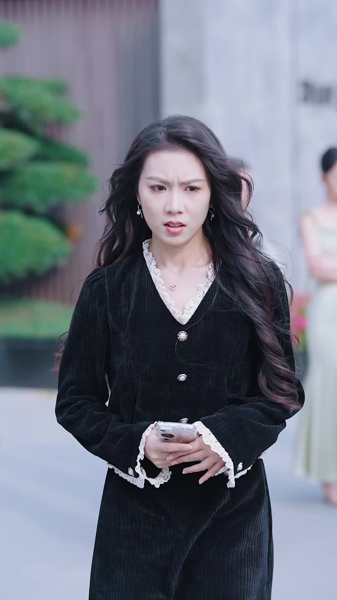 The Heiress vs. The Fake episode 10