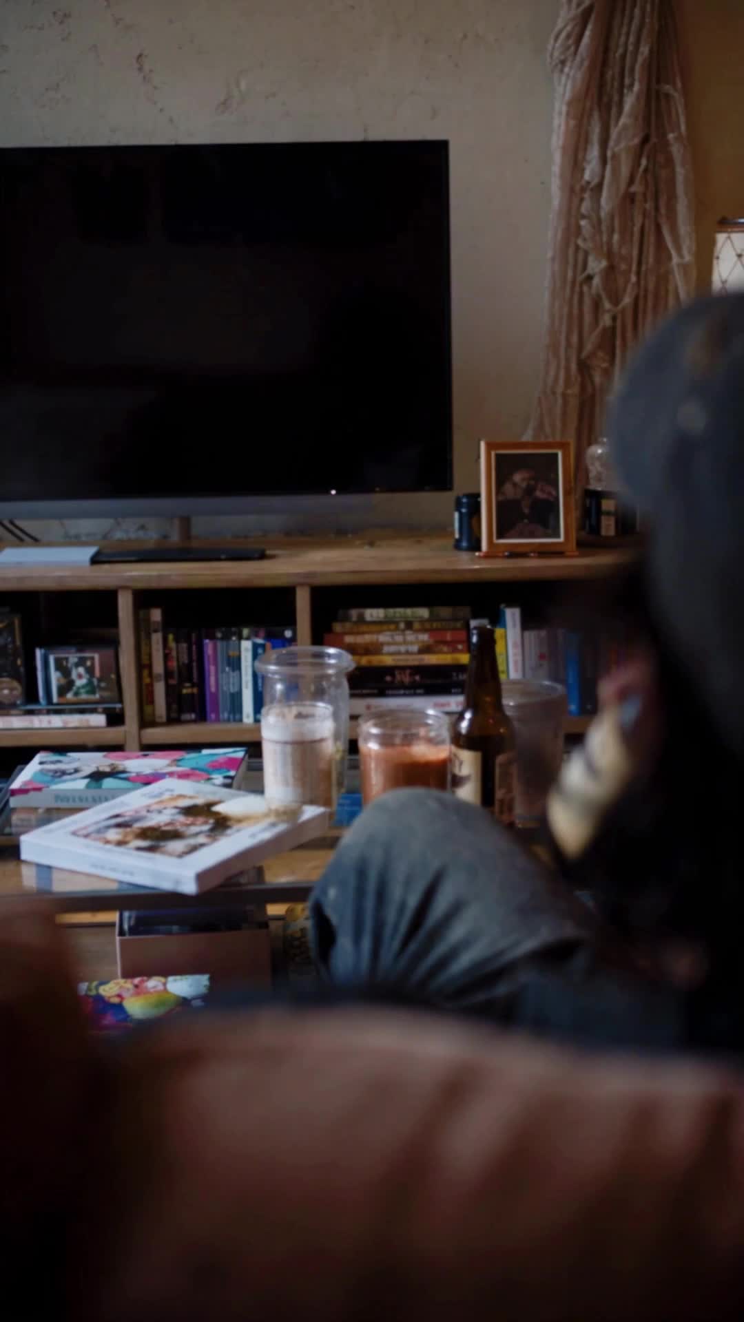 Trapped in His Den Ep. 8