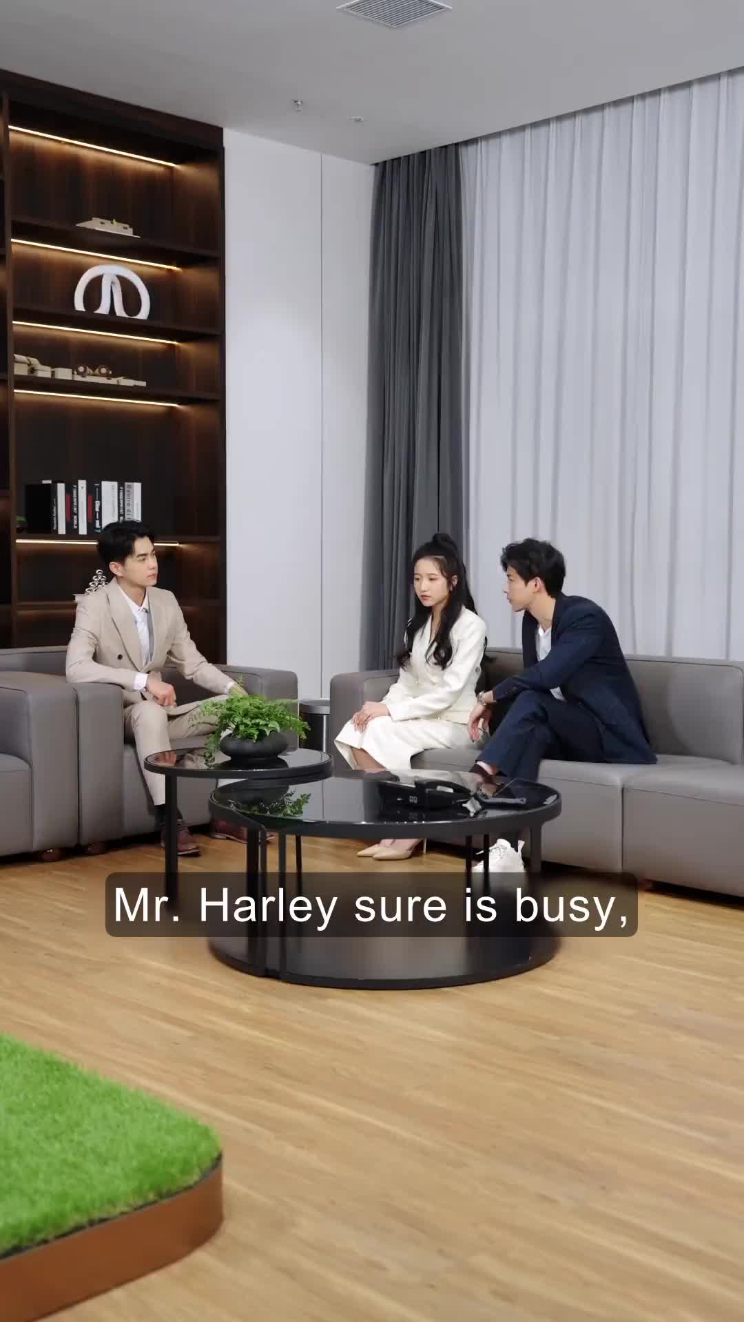 CEO's Wife Spoiled by Three Big Shot Brothers episode 43