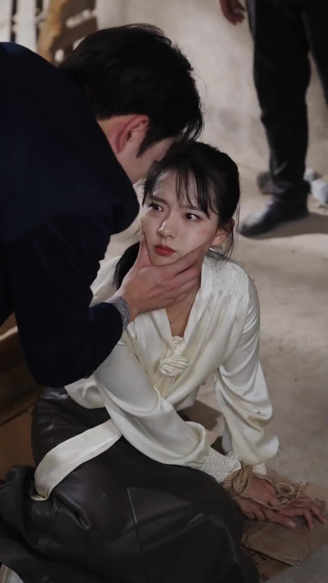 The CEO's Wife Can't Escape episode 97