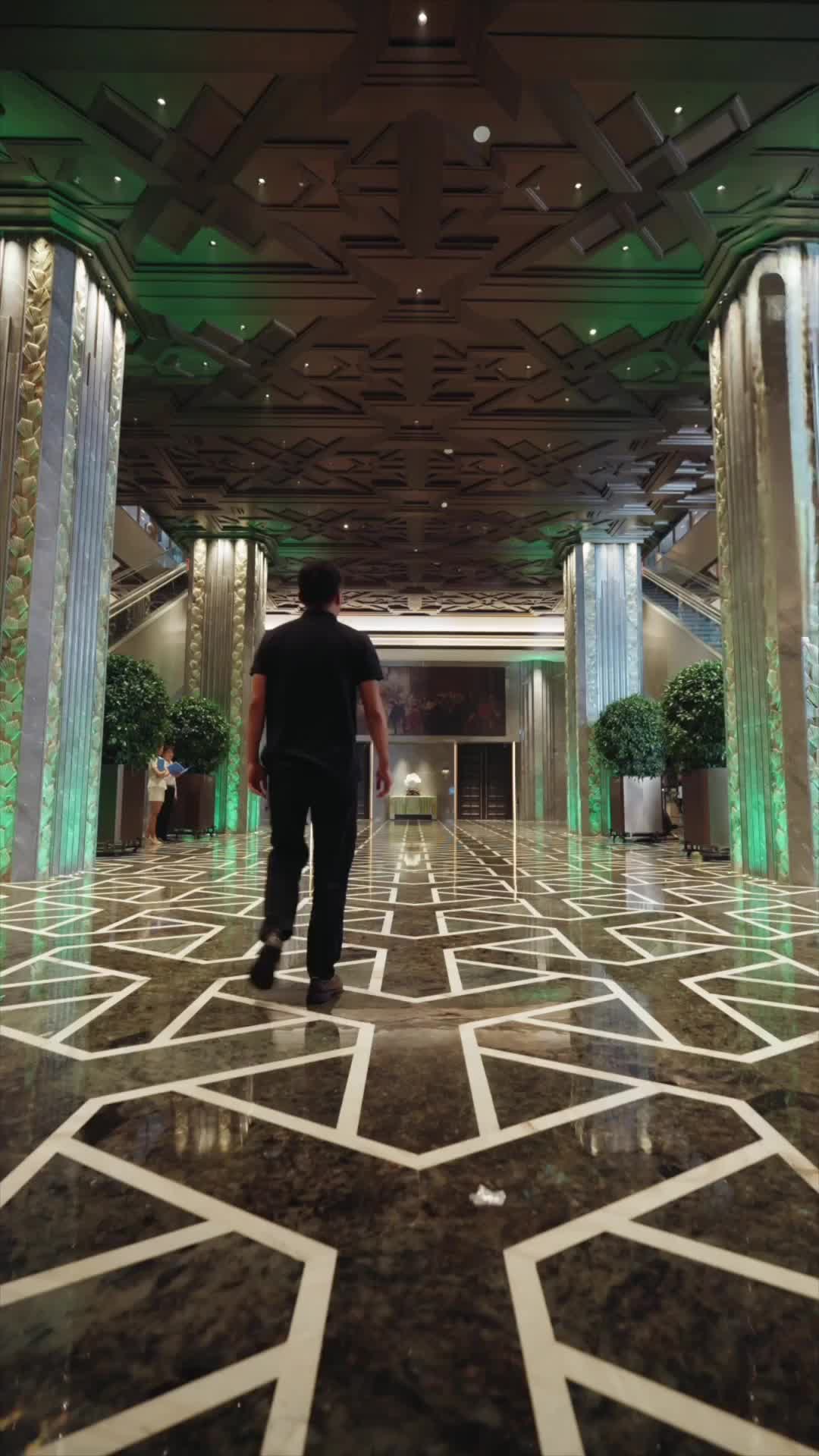 父威撼九龍全集| ReelShort