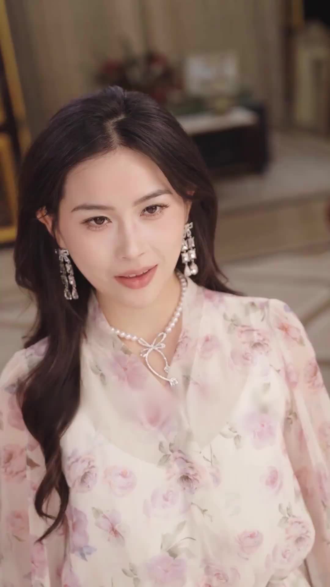 Ex-Wife, I Got An Heiress Fiancée episode 4